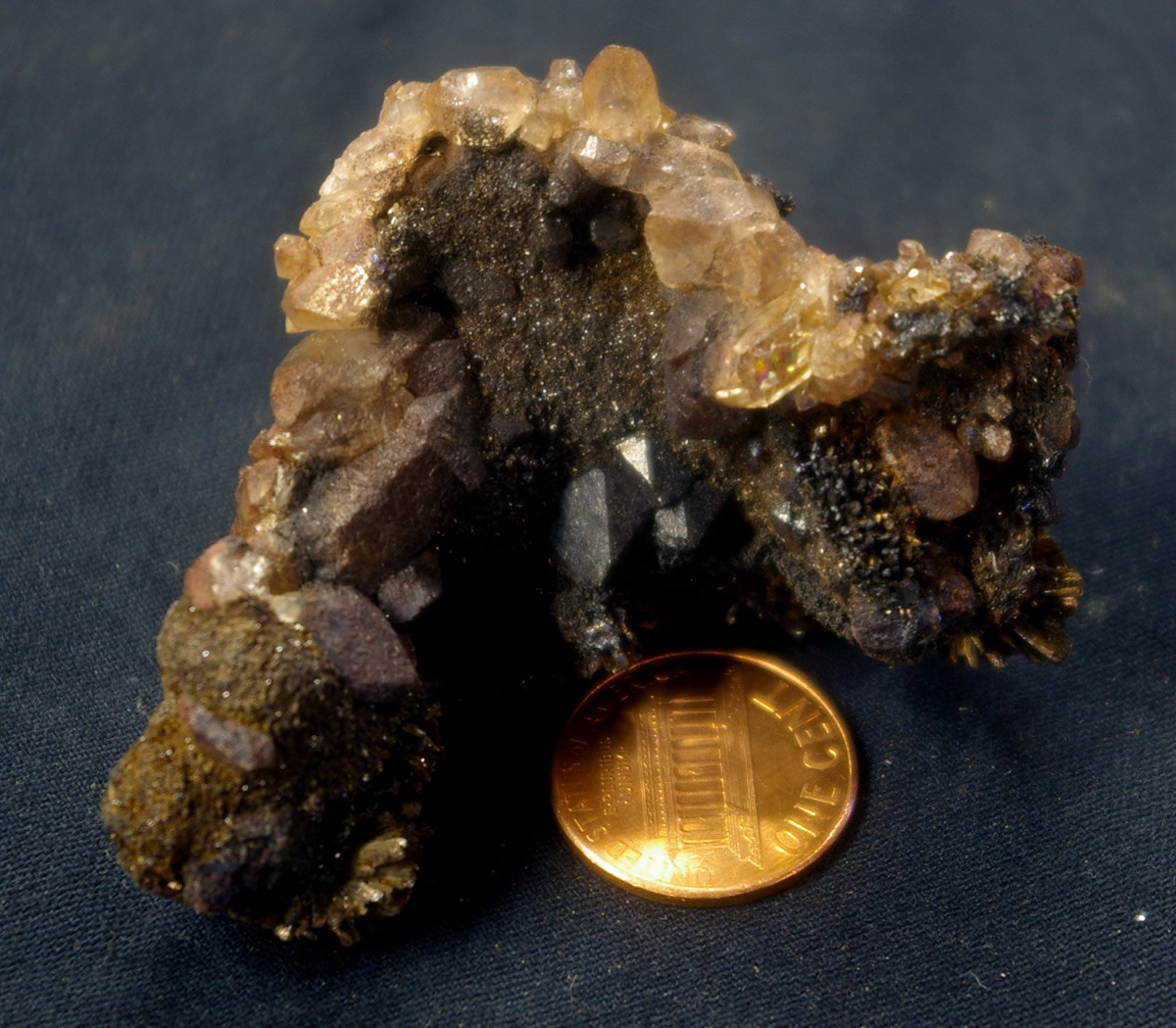 goethite, amethyst/citrine quartz (onegite)